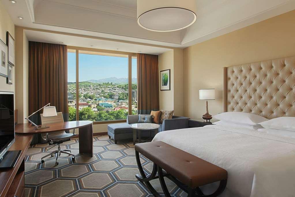 Hilton Dushanbe Room photo