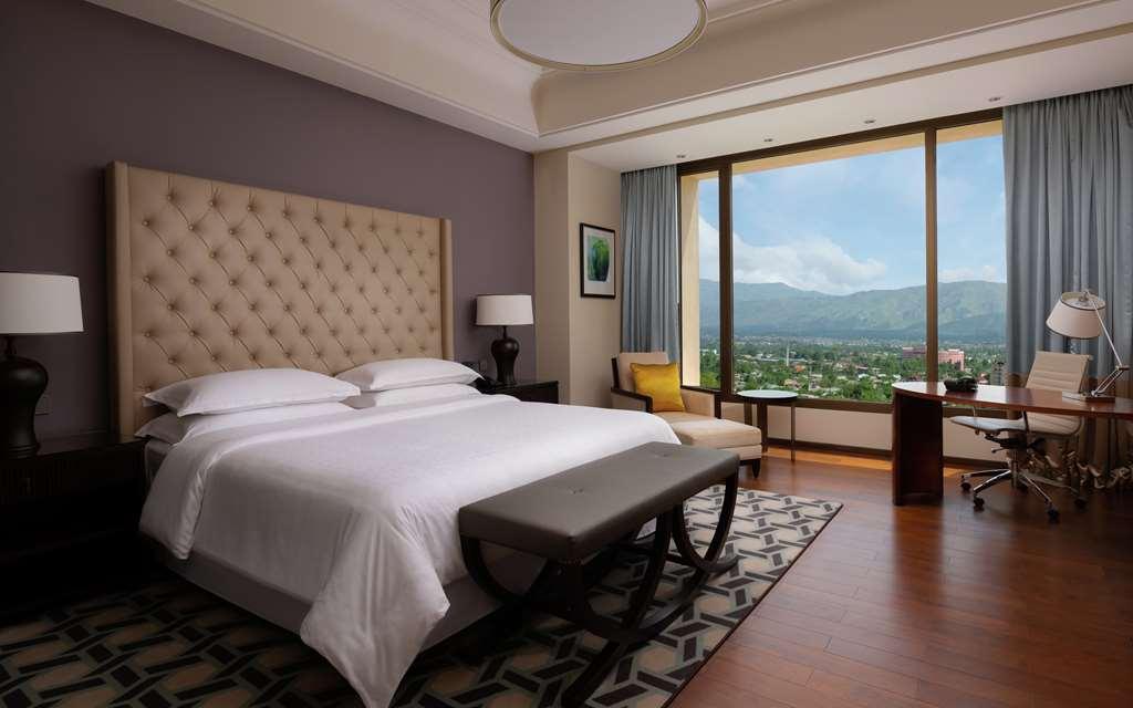 Hilton Dushanbe Room photo